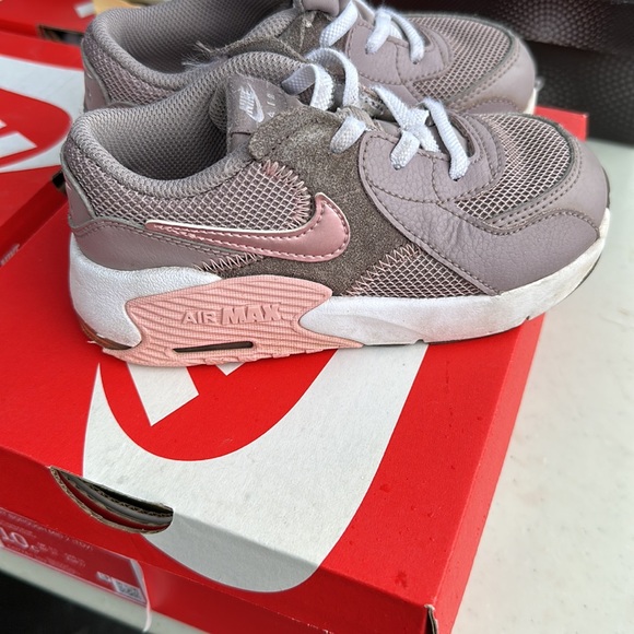 NIKE AIR MAX EXCEE size 10c - Picture 5 of 6